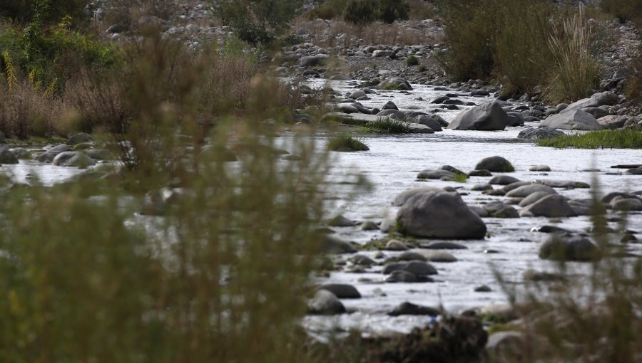 Estado da inicio a la «Operación Rescate de Esval»: Río Aconcagua será intervenido para que la sanitaria privada pueda tener agua
