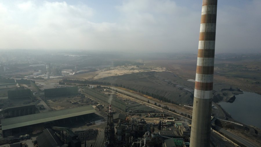 Máximo Pacheco no descarta cierre de Codelco Ventanas tras nuevos episodios de contaminación en Quintero y Puchuncaví