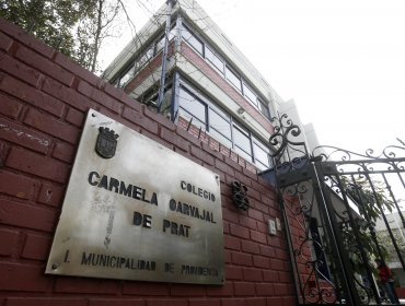 Liceo Carmela Carvajal de Providencia suspende por dos semanas las clases presenciales por casos de Covid-19