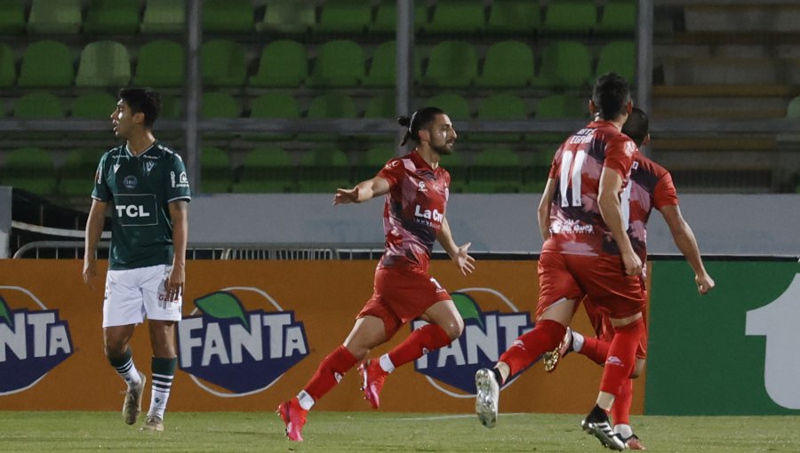 U. San Felipe ganó como visita a S. Wanderers y terminó la primera rueda del ascenso en el podio