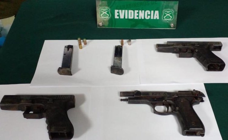 Incautan diversas armas desde domicilio de hombre que fue sorprendido vendiendo drogas en Viña del Mar
