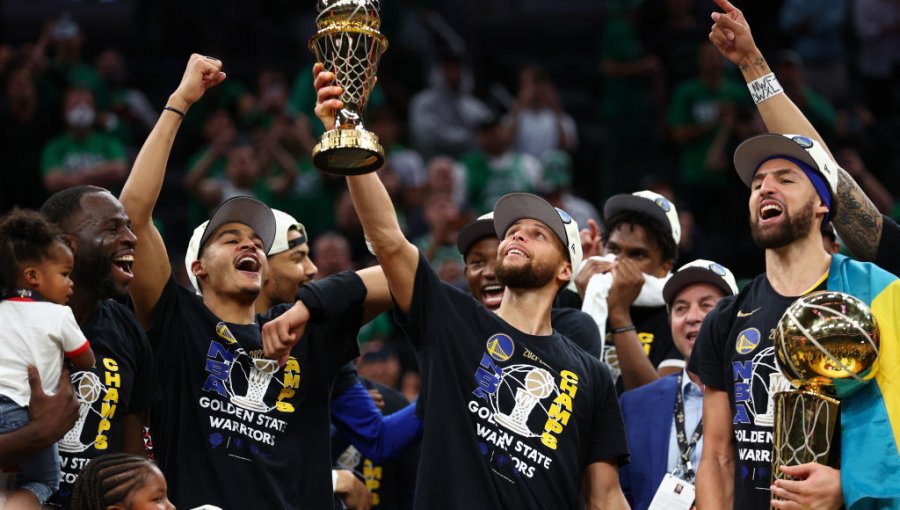 Golden State Warriors ganan el título de la NBA tras derrotar a Boston Celtics en el juego 6