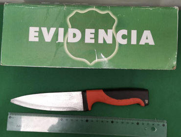Femicidio frustrado en Quintero: Hombre fue detenido cuando amenazaba con un cuchillo a su pareja en su domicilio