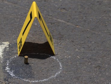 Hombre muere acribillado mientras se escondía de delincuentes que lo seguían a bordo de una moto en Santiago