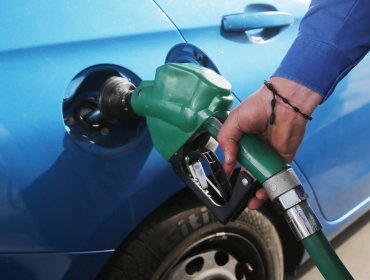 Alzas de hasta $12 por litro: Precios de los combustibles registrarán un nuevo aumento desde este jueves
