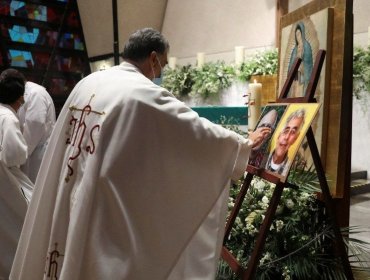 Encuentran los cuerpos de los dos sacerdotes jesuitas asesinados en una iglesia de México