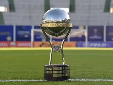 Colo-Colo y la UC ya conocen a los árbitros para sus partidos por Copa Sudamericana