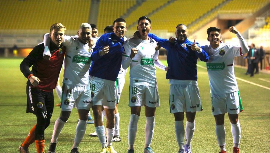 Audax Italiano remontó la llave ante San Antonio Unido y clasificó a octavos de Copa Chile