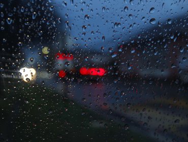 Pronostican precipitaciones para el lunes en la región Metropolitana