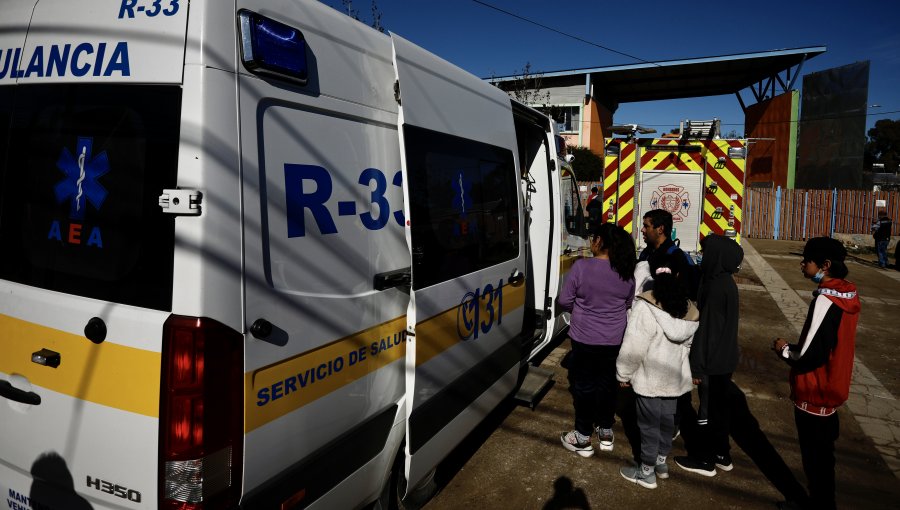 Escuela de Villa Alemana fue evacuada por la emanación de gas sulfhídrico: se suspendieron las clases de este miércoles