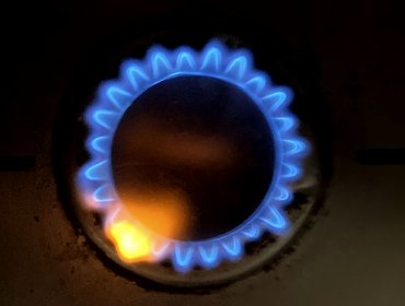 Gobierno ingresa al Senado ley corta para regular mercado del gas natural