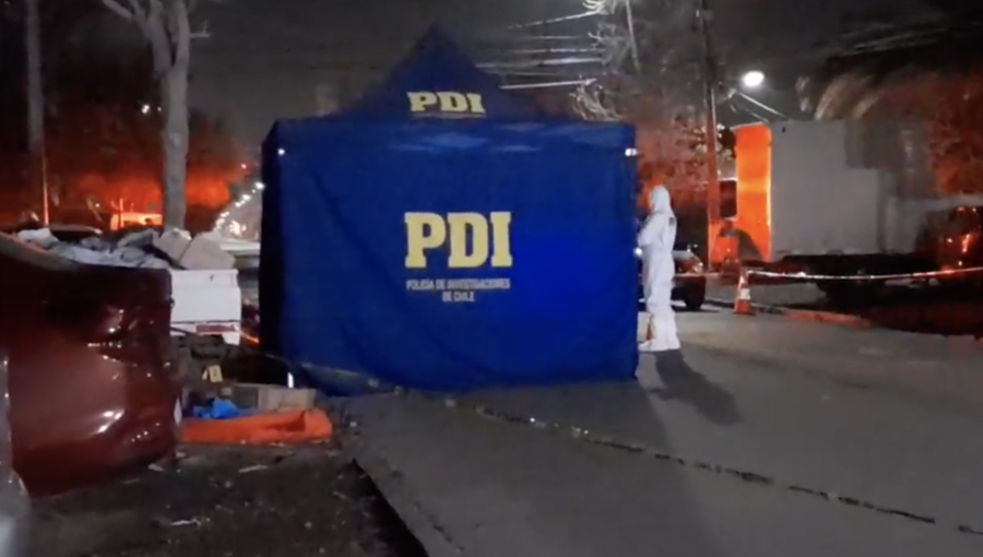 Investigan doble homicidio en La Cisternas: pareja fue baleada en plena vía pública