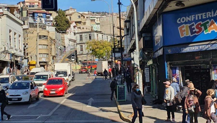 Seremi de Economía de Valparaíso anuncia programa de apoyo a recuperación de barrios y pymes afectadas por el estallido social