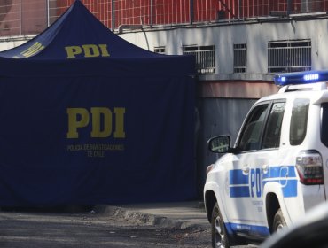 Dos hombres fueron encontrados sin vida producto de múltiples impactos de bala en plena vía pública en Puente Alto