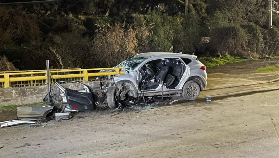 Joven de 21 años muere tras impactar auto con barrera de contención en Puente Alto