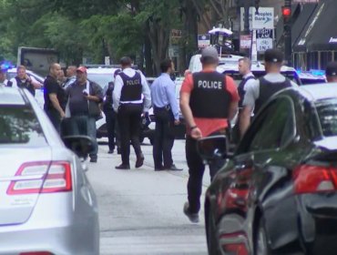 Al menos seis muertos y más de 30 heridos en tiroteo en un desfile por el Día de la Independencia en EE.UU.