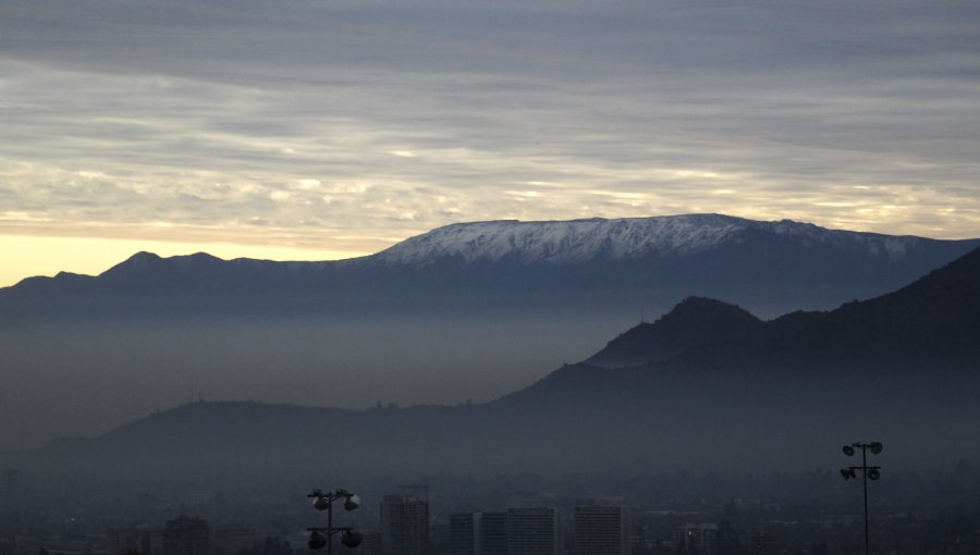Malas condiciones de ventilación obliga a declarar nuevamente Alerta Ambiental en la región Metropolitana
