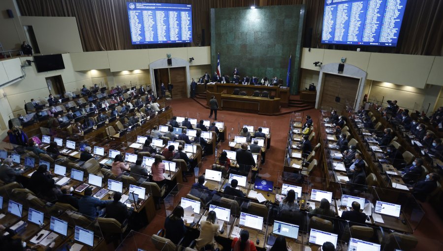 Cámara de Diputados despachó al Senado proyecto que exige a partidos renunciar explícitamente a la violencia