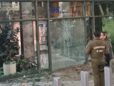 Investigan explosión registrada en edificio que alberga las oficinas de la constructora Besalco en Las Condes