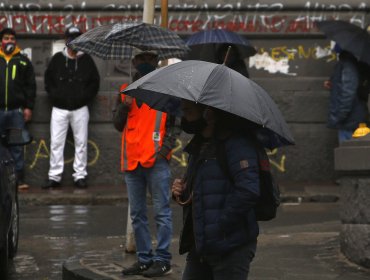 18 comunas del país amanecieron en fase de «Medio Impacto Sanitario» por alza de casos Covid-19