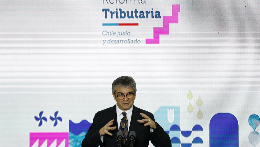 Gobierno ingresó al Congreso la reforma tributaria que destina 2,9% del PIB a pensiones y a la salud