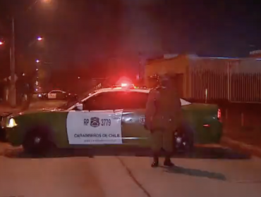 Carabinero fue atropellado tras intentar controlar a sujetos en Pedro Aguirre Cerda: pese a disparos, los antisociales lograron huir