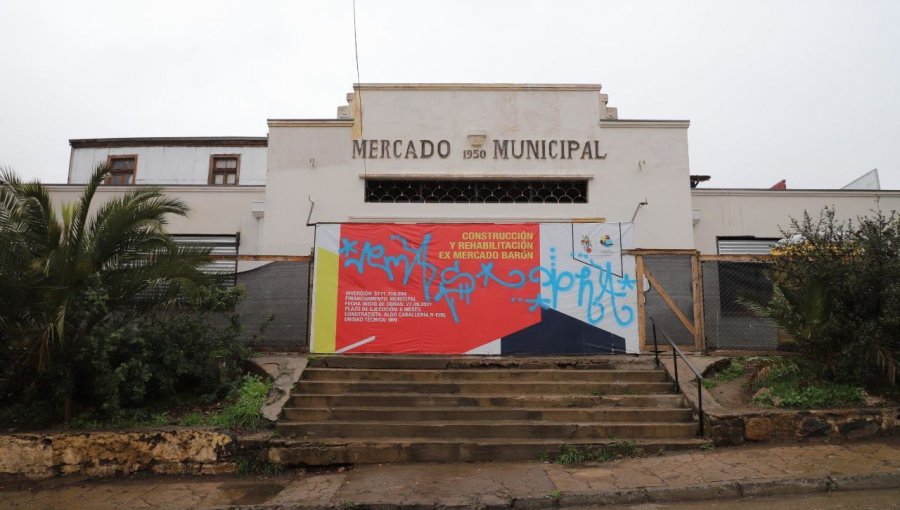 Un avance del 85% presenta la rehabilitación del Mercado Barón de Valparaíso: será para uso comunitario