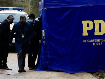 Mujer de nacionalidad colombiana es acribillada por la puerta de su domicilio en Santiago Centro