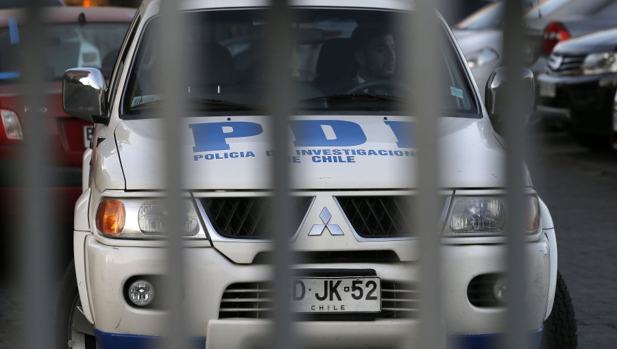 Funcionario de la PDI se enfrentó a tiros con delincuentes que robaron un automóvil en Conchalí