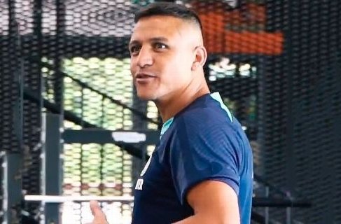 Alexis Sánchez se incorpora a la pretemporada del Inter de Milán a la espera de definir su futuro