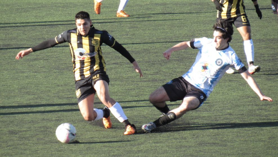 Concón National comenzó la segunda rueda de la Tercera B goleando 7-0 y ahora espera al puntero Santiago City