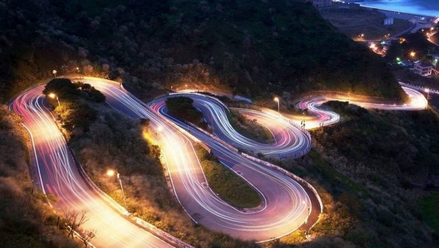 Camino a Farellones y la Cuesta Chacabuco se mantendrán cerrados desde esta medianoche ante sistema frontal