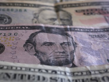 El dólar registró nuevamente un máximo histórico llegando a los $1.048