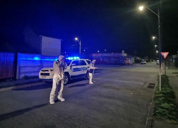 Dos mujeres y un hombre fueron encontrados fallecidos al interior de un container en Coronel