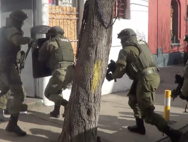 Cae banda narco extranjera que intentó ingresar importante cargamento de marihuana y cocaína por el puerto de San Antonio