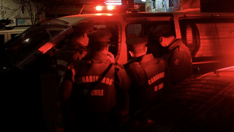 Conductor en estado de ebriedad choca patrulla policial y se opone a su detención golpeando y mordiendo a carabineros en Punta Arenas