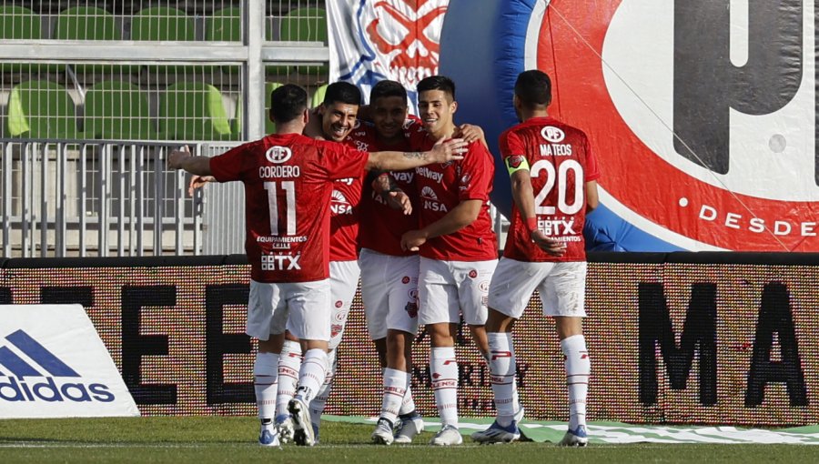 U. de Chile cayó como local ante Ñublense, perdió el invicto de Diego López y se alejó de las copas internacionales