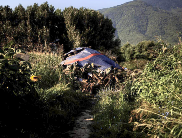 Ocho muertos en accidente de avión de carga en Grecia: aeronave transportaba 11 toneladas de armas