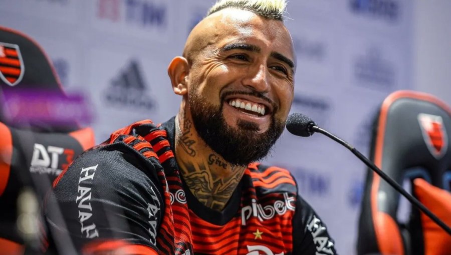 "Cumplo un sueño": Arturo Vidal fue presentado como nuevo refuerzo de Flamengo