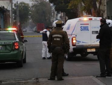 Crimen a cuadras de la casa del presidente Boric: ciudadano peruano fue asesinado de un disparo en la cabeza en el barrio Yungay