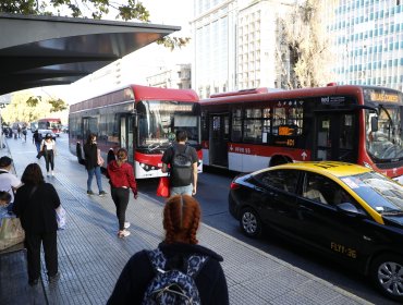Gobierno anuncia alza "gradual" en la tarifa del transporte público desde el primer trimestre de 2023