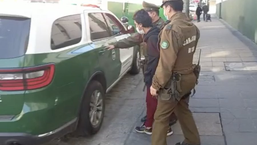 Cae joven delincuente con nueve órdenes de aprehensión vigentes en Valparaíso: a sus 23 años ya suma 104 detenciones