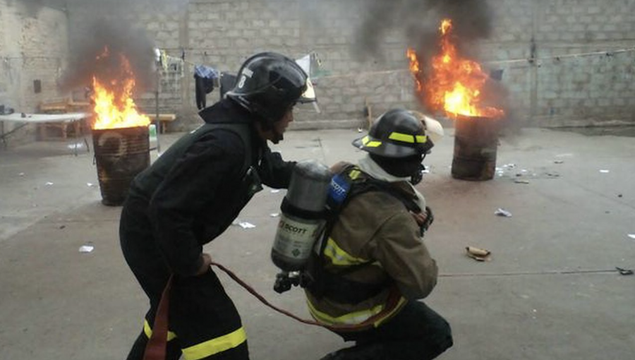 Gendarmería y Bomberos elaboran plan para enfrentar posibles emergencias al interior de la cárcel de Valparaíso
