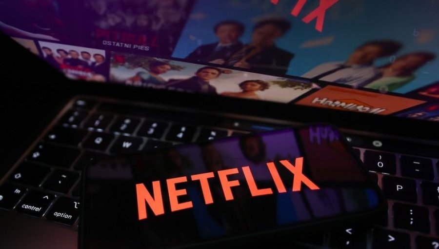 Netflix reporta pérdida de casi 1 millón de suscriptores y anuncia cobro extra en 5 países de América Latina por cuentas compartidas