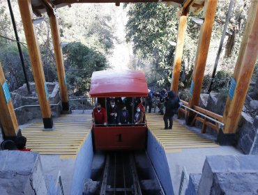 Funicular del Parque Metropolitano de Santiago reabre sus puertas tras dos años de reparaciones