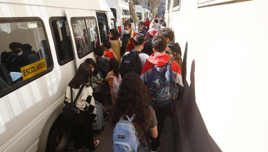 Colegios de todo el país regresarán este lunes a clases de manera 100% presencial