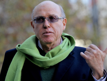 Mario Waissbluth, vocero de «Amarillos por Chile»: "Es una Constitución que sería muy grave que se apruebe"