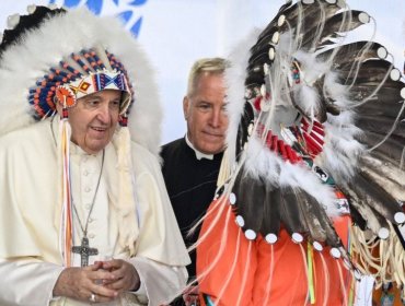 La histórica petición de perdón del papa Francisco a los indígenas de Canadá por "el mal cometido por tantos cristianos"