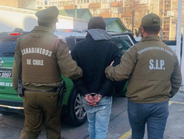 Detienen a hombre que habría participado en el robo de al menos dos locales comerciales del centro de Viña