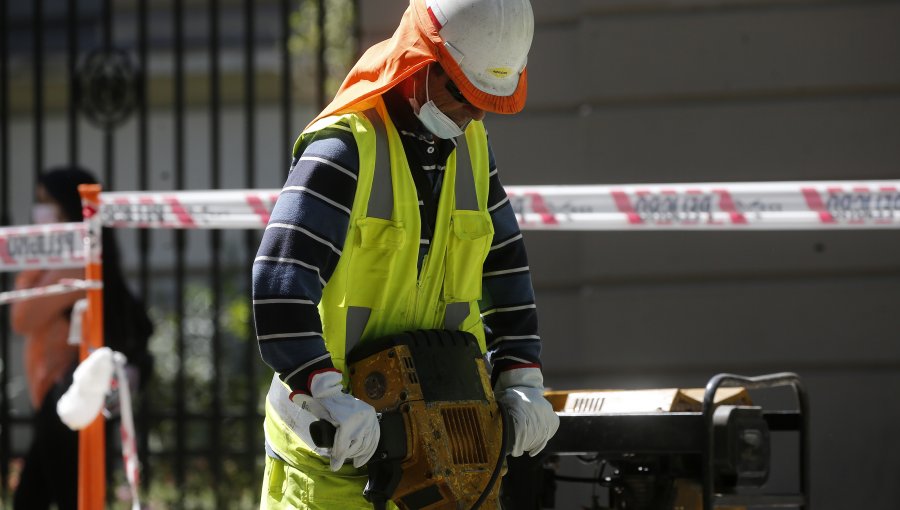 Tasa de desocupación en Chile se ubicó en 7,8% durante el trimestre móvil abril - junio de 2022